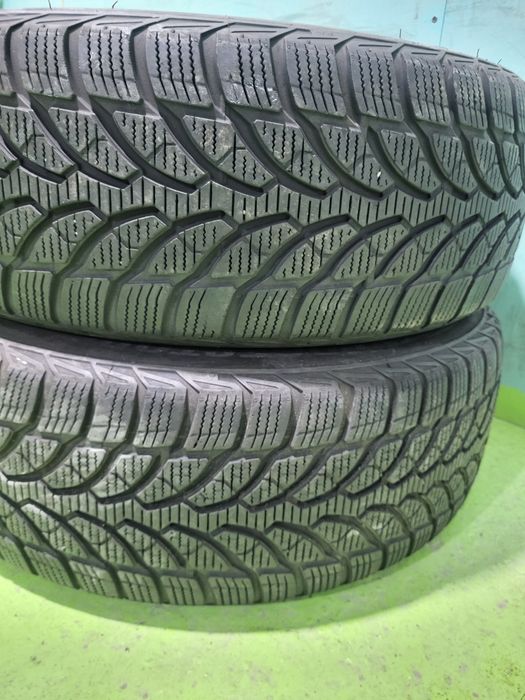 2 бр зимни 205/60/16 Bridgestone