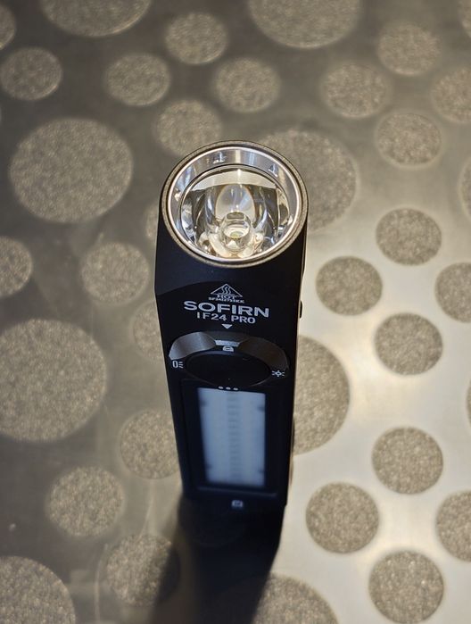 Lanterna Sofirn IF24PRO