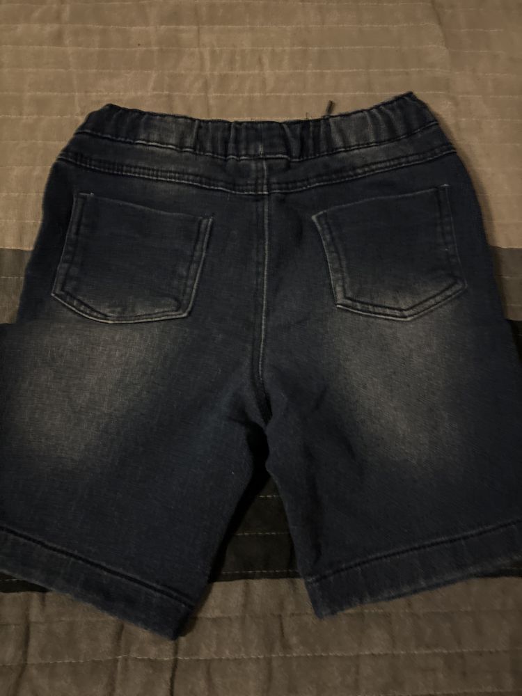 Lot pantaloni scurti baieti marimea 140