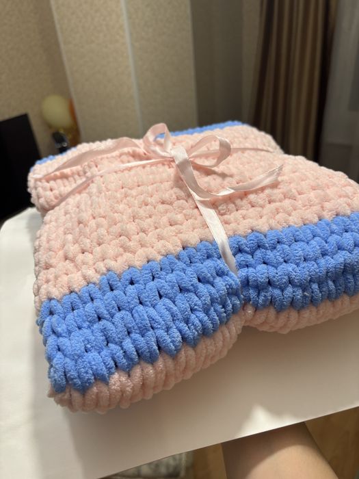 Пушистый плед ручной работы