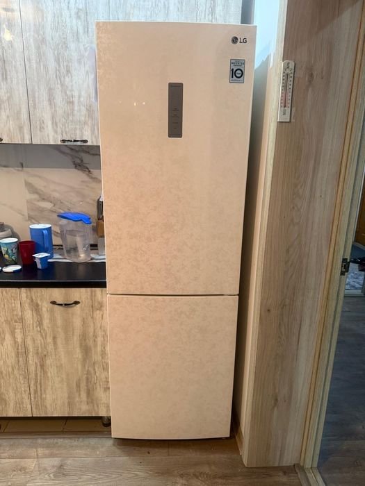 Продам холодильник срочно в отличном состоянии