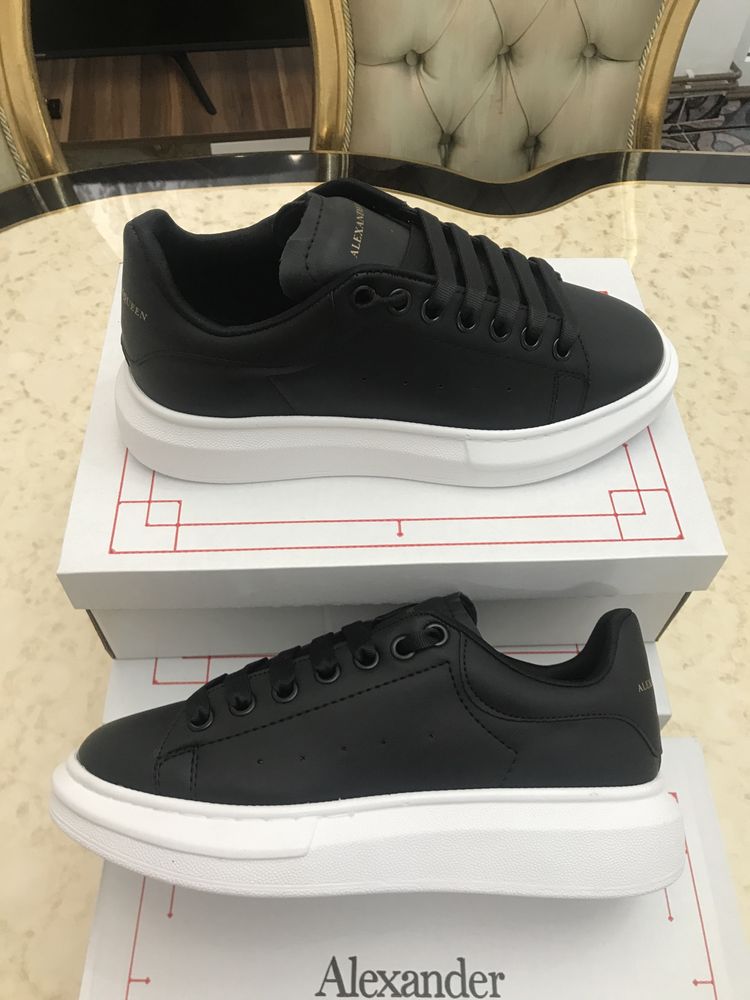 Adidasi alexander mcqueen nou