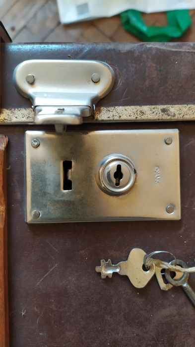 Стар куфар "Туристъ"