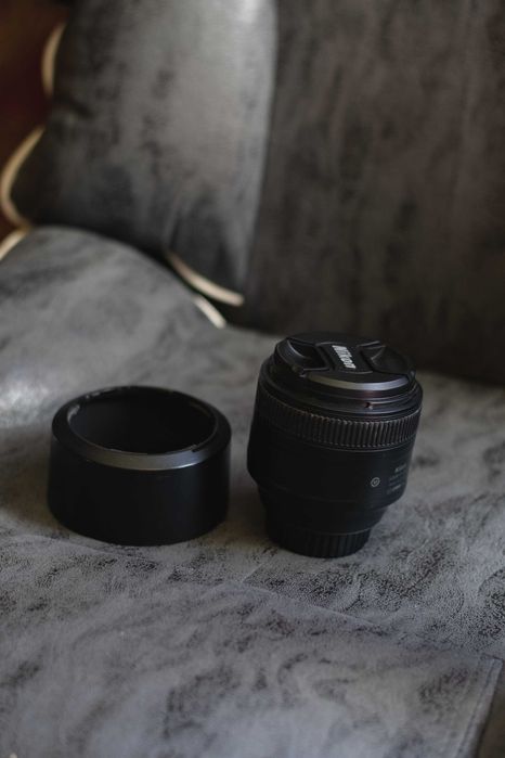 Nikon AF-S 85mm f/1.8G обектив