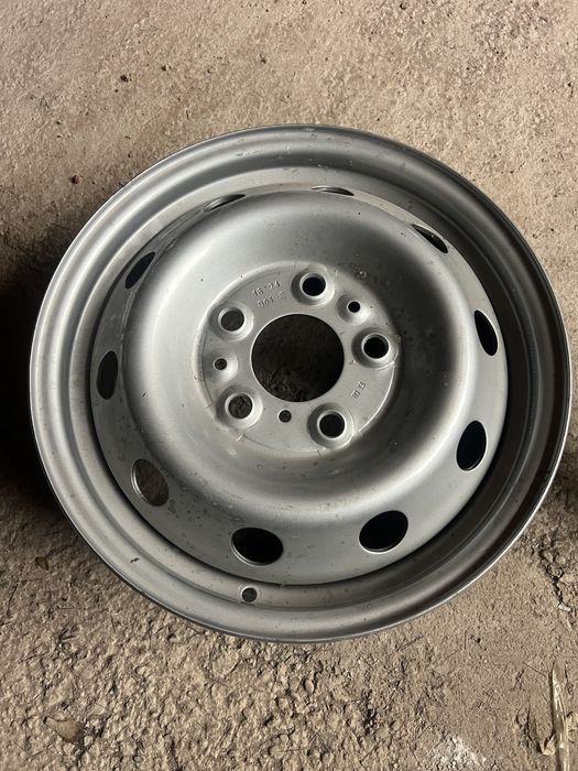 Jantă + anvelopă 225/75R/16C all seasons NOI