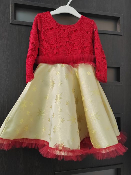 Rochiță Crăciun pentru 3 ani