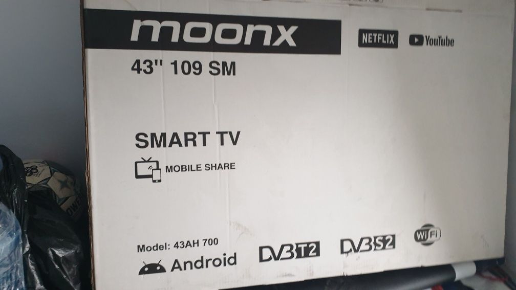 MOONX 43 smart tv