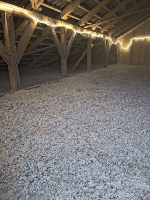 Izolatii cu Celuloza si Fibra(lână)de lemn Steico
