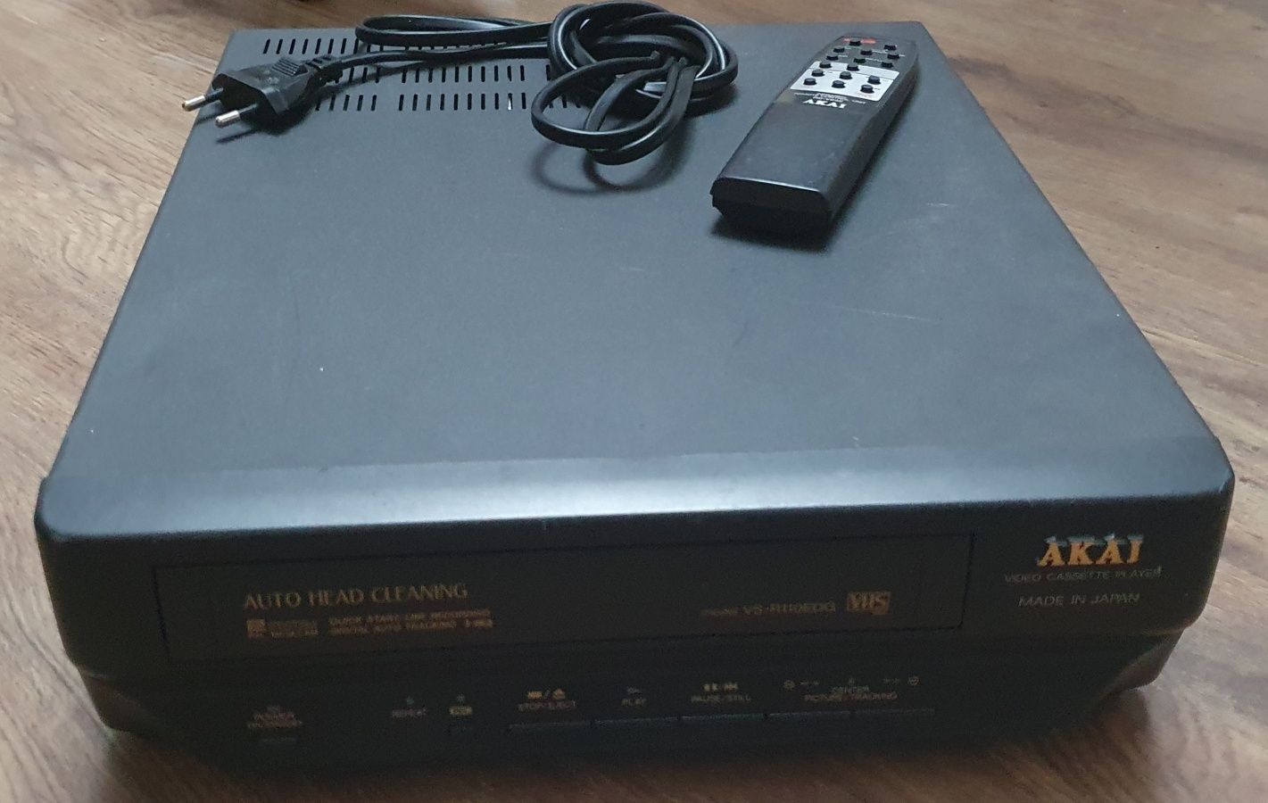 Продам видеоплеер VHS