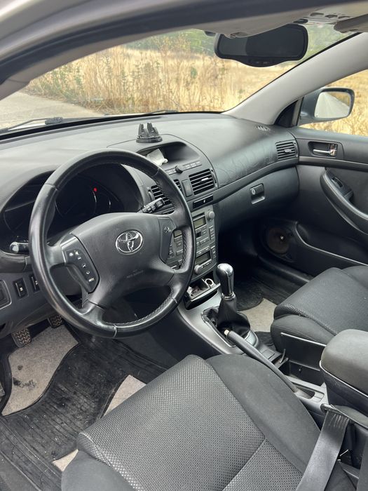 Toyota avensis 2.0