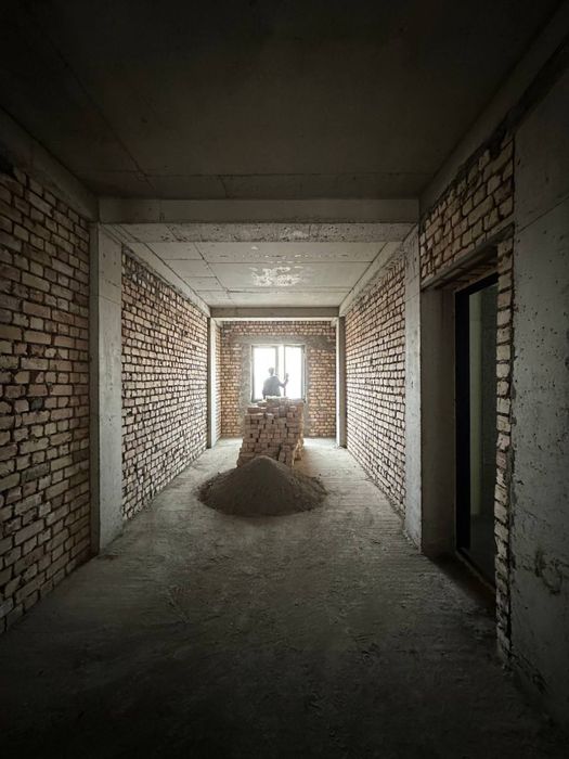 Продаётся 3 комнатная на Алайском