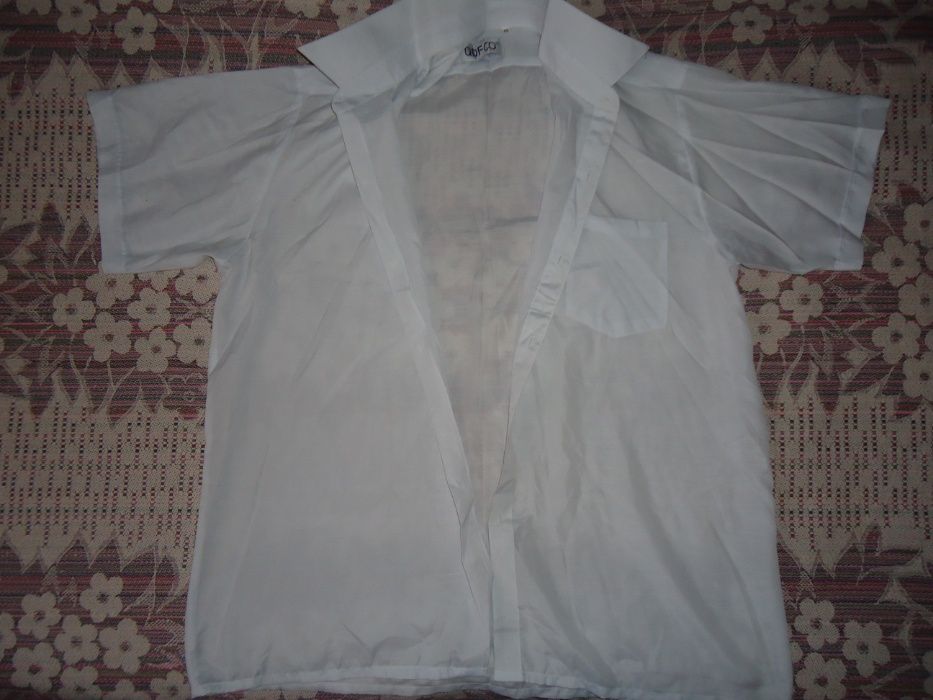 Белые школьные рубашки см.фото