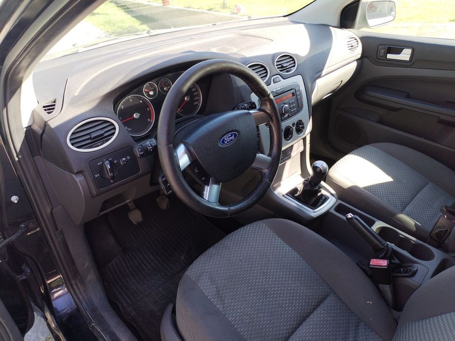Ford focus 2 1,6 109 cp cu probleme la motor