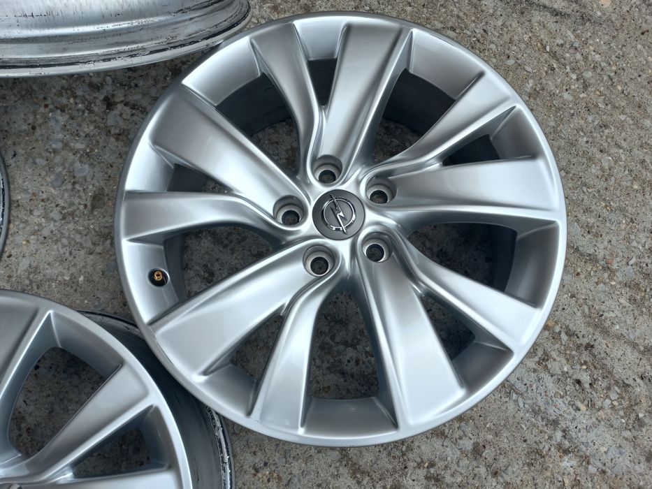 18.5x115 Opel Astra Gtc Opc Insignia Оригинални GM 7.5j et41 Без Криво