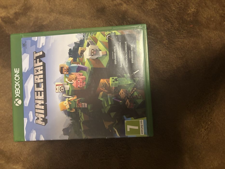 Vând joc Minecraft pentru xbox one