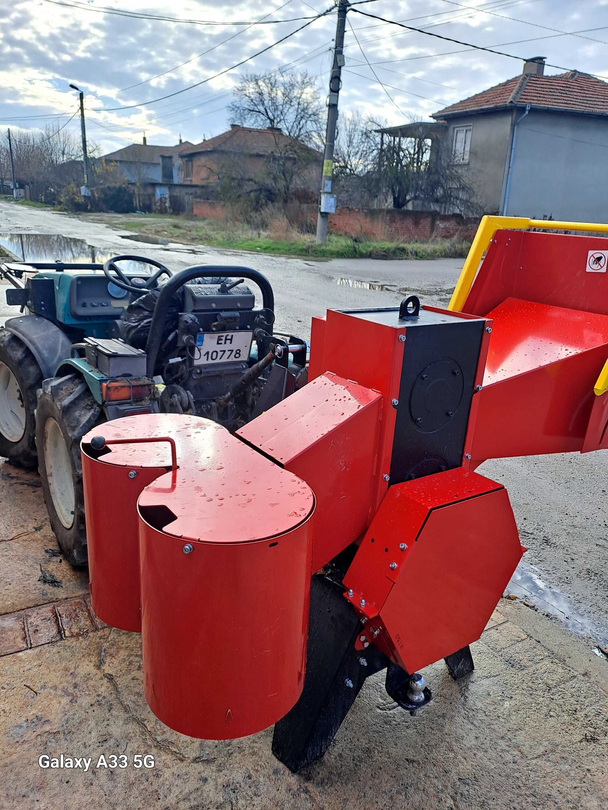 Дробилка за клони и дървесина R-150