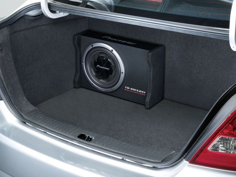 Ofer montaj subwoofer auto