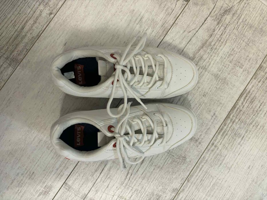 Маратонки Levi’s