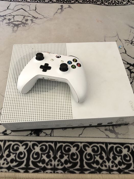 Xbox one s бүгін алатын адамға 25ге берп жберем