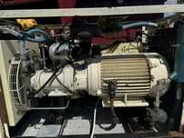 Vand sau schimb cu auto  Compresor cu surub INGERSOLL RAND MH 30