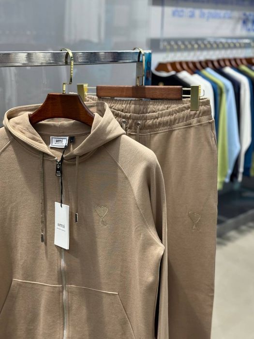 Мъжки екипи различни модели Amiri