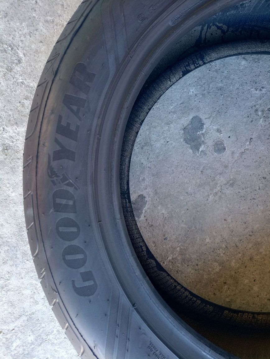 4 anvelope de vara Goodyear 235/55 R19 dot 2418