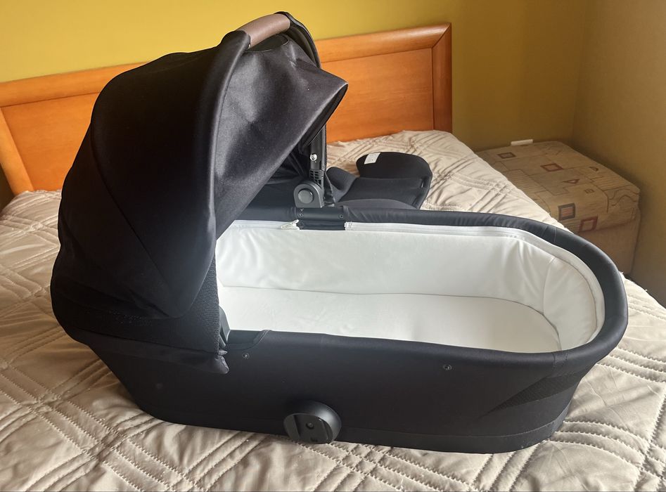 Кош за новородено Cybex Melio
