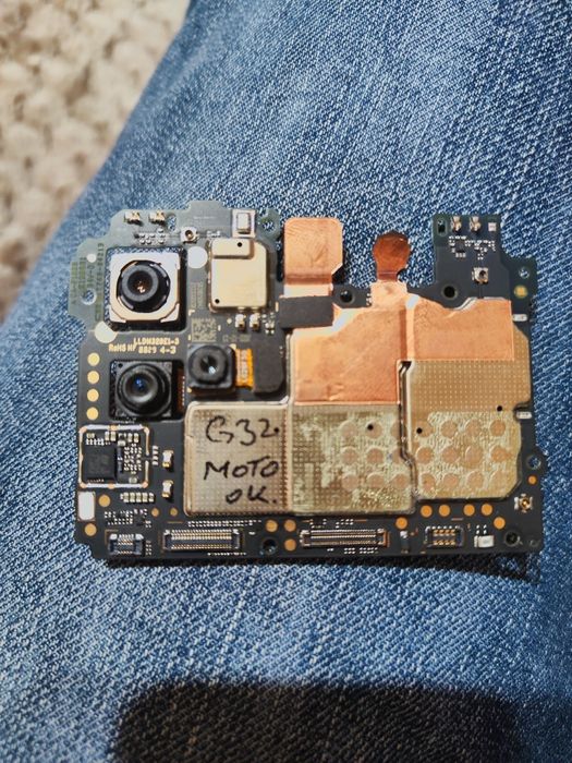 Placa de baza Motorola g32 funcțională dualsim .