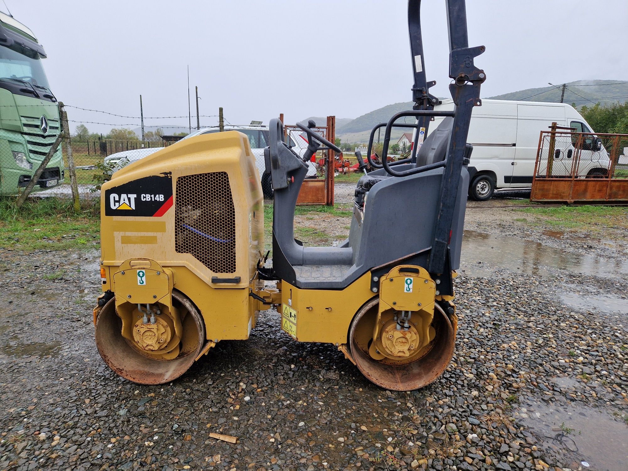 Cilindru compactor CAT CB 14 B