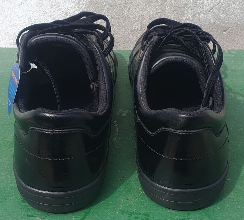 Adidas piele ecologica nr.46/Nou