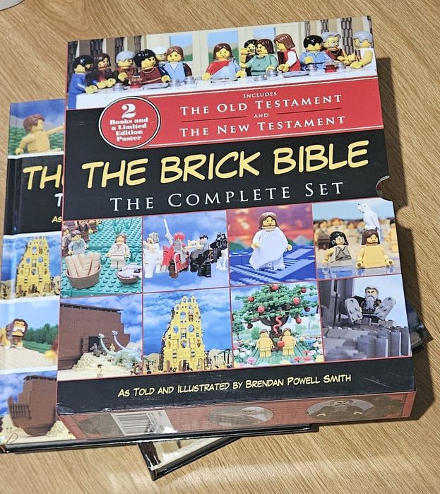 Biblia engleza cu ilustrații lego
