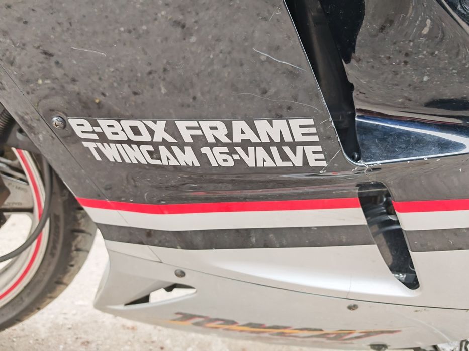 Продавам KAWASAKI ZX10