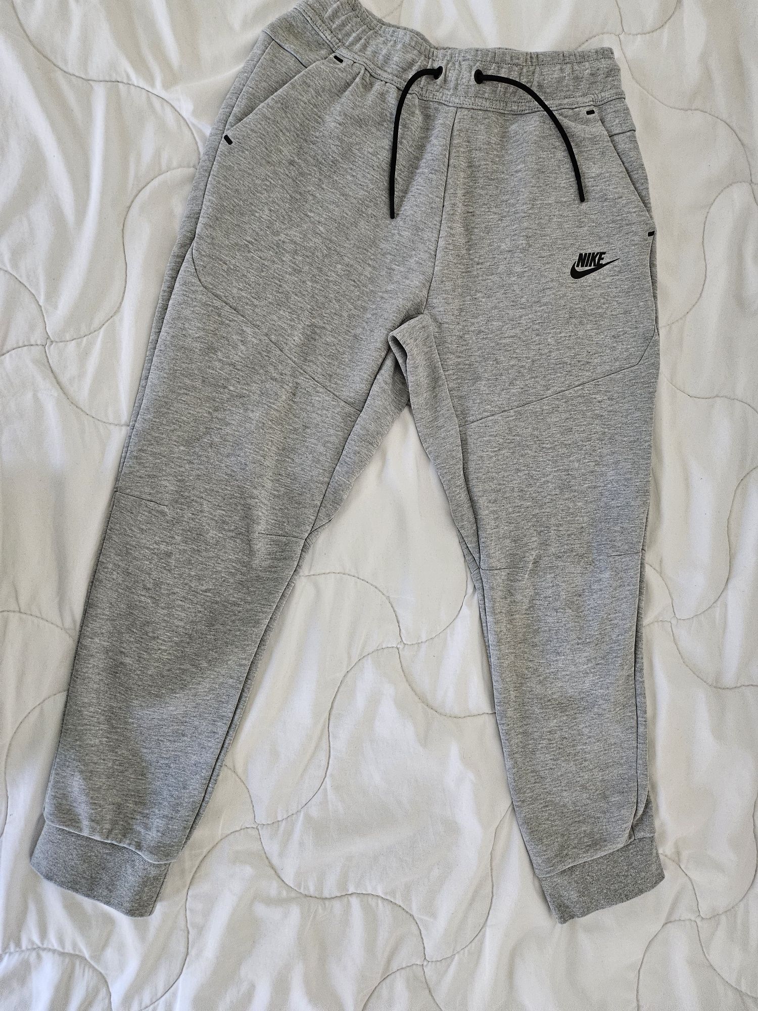 Nike tech оригинален