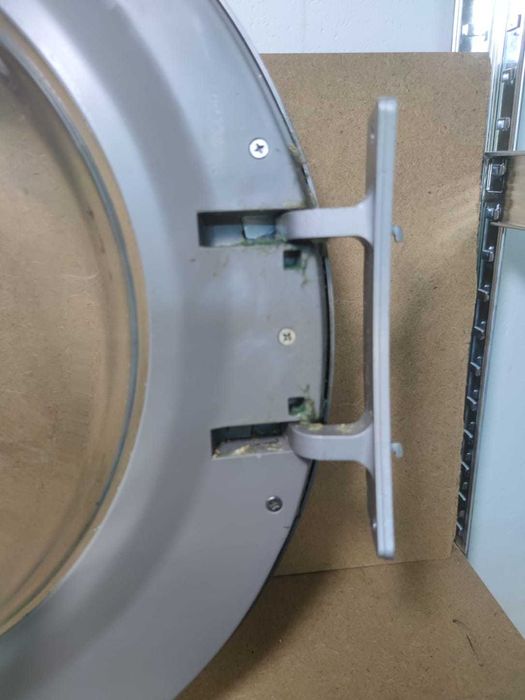 hublou,usa Masina de spalat LG F2J5WN7S