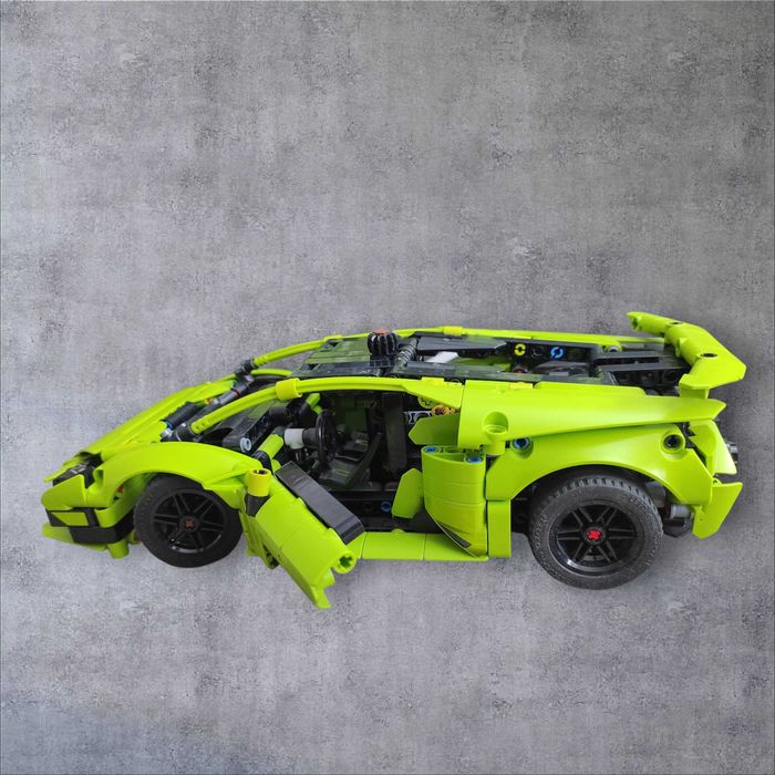 Конструктор LEGO Technic 42161 - Lamborghini Huracán Tecnica