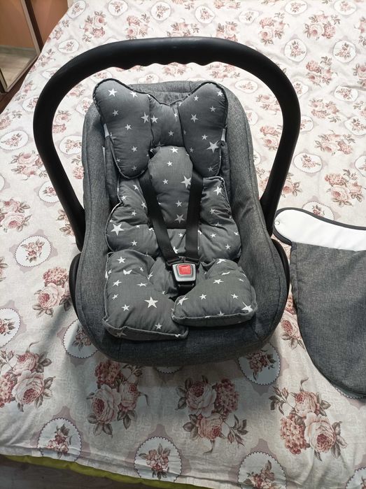 Продавам детска количка