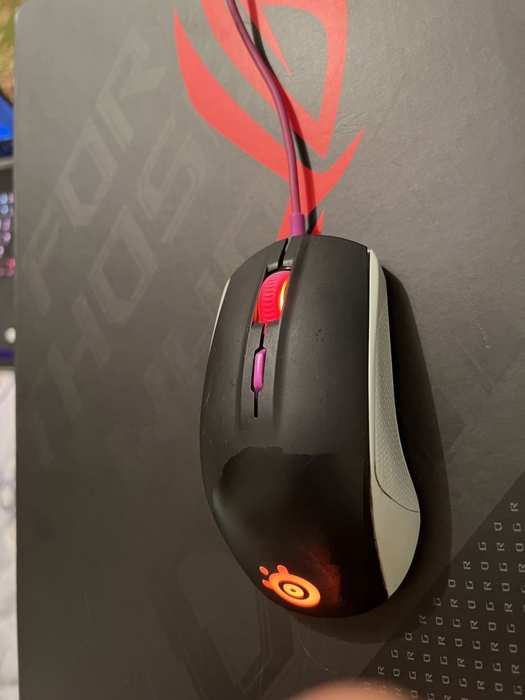 Продам игровую мышь Steelseries rival 100