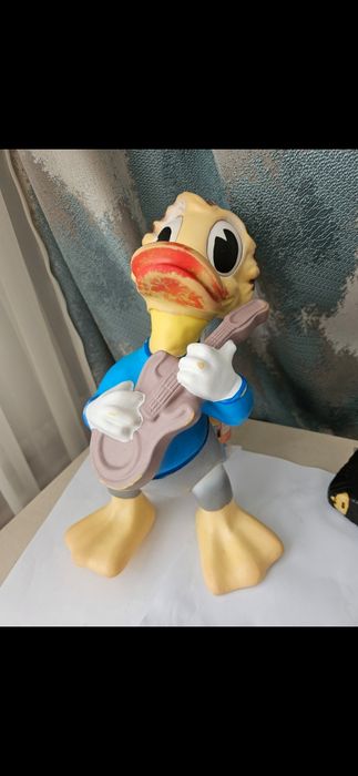 Rățoi Donald aradeanca model rar cu chitara
