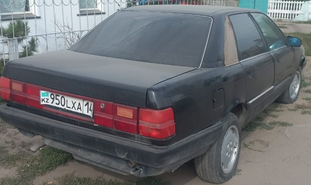 Продам. AUDI 100