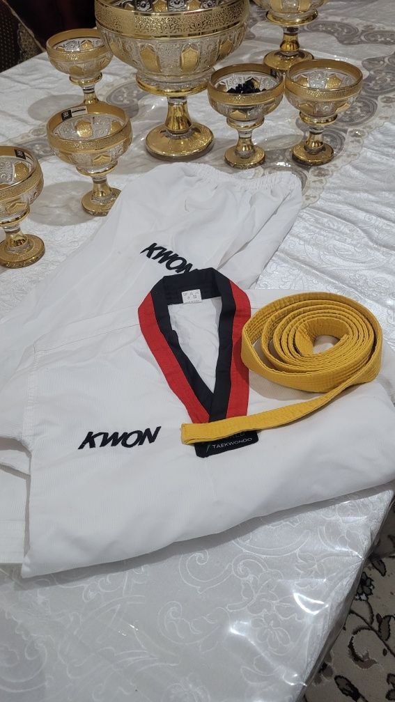 Taekwondo uchun mahsus kiyim