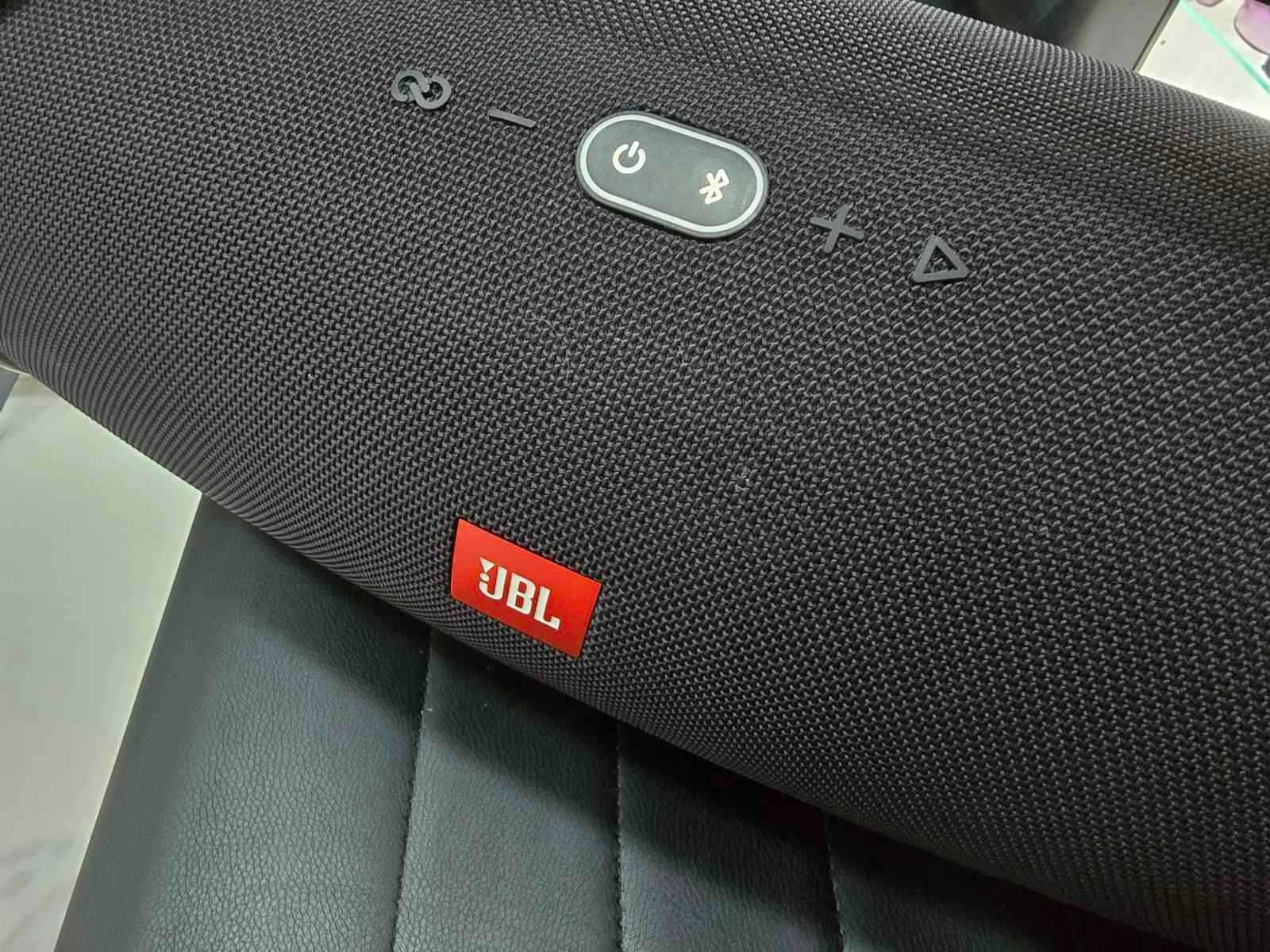 Преносима тонколона JBL Boombox 2