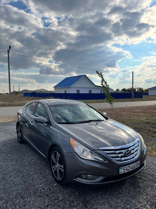Продам Hyundai Sonata 2013
