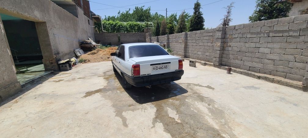 Опель омега а нахаду