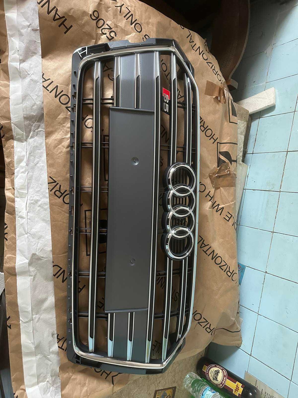 Решетка радиатори Audi S5 8W6853651APRP5