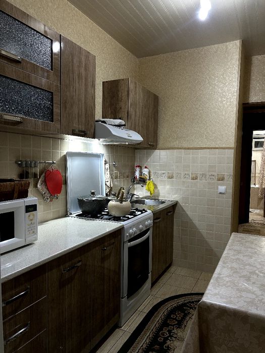 Продаю квартиру 3/4/4. 77 серия . Чиланзар 1 квартал