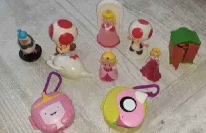 Lot jucarii mici - mai multe colectii