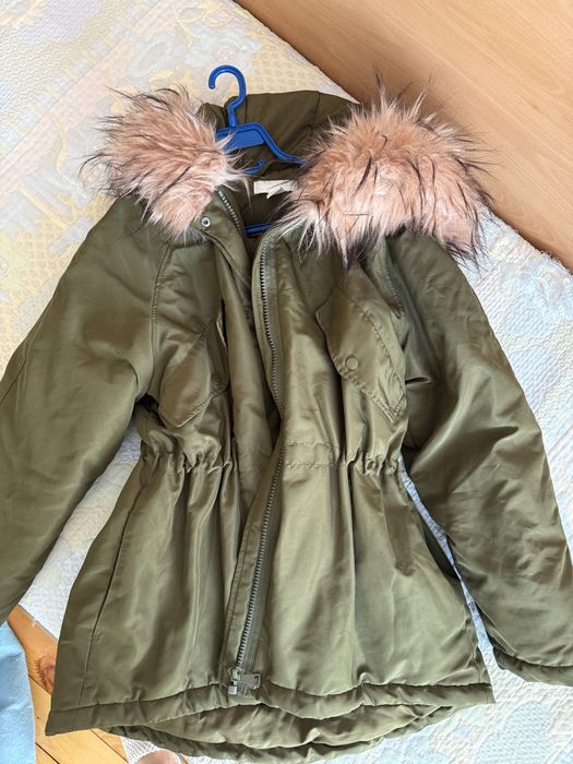 Зимно дамско яке H&M размер С
