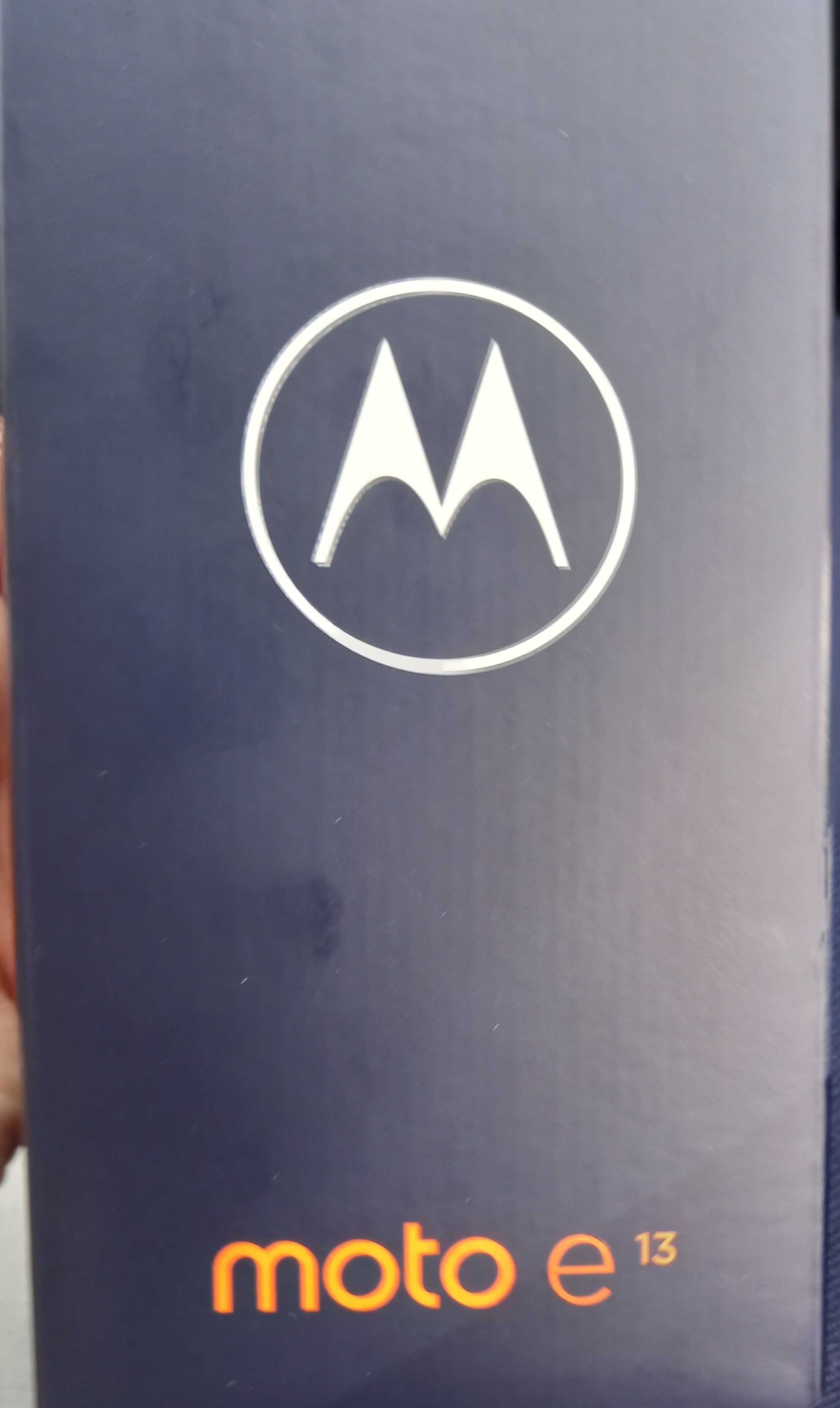 Telefon mobil Moto e13 nou nout