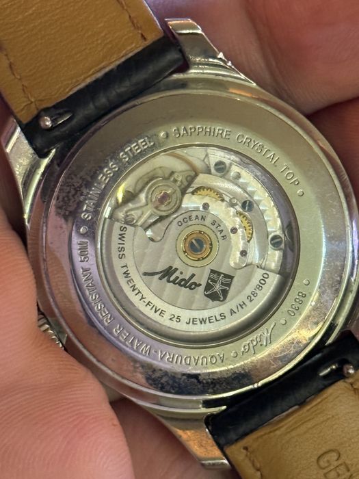 Ceas automatic Mido impecabil pret 1000 euro