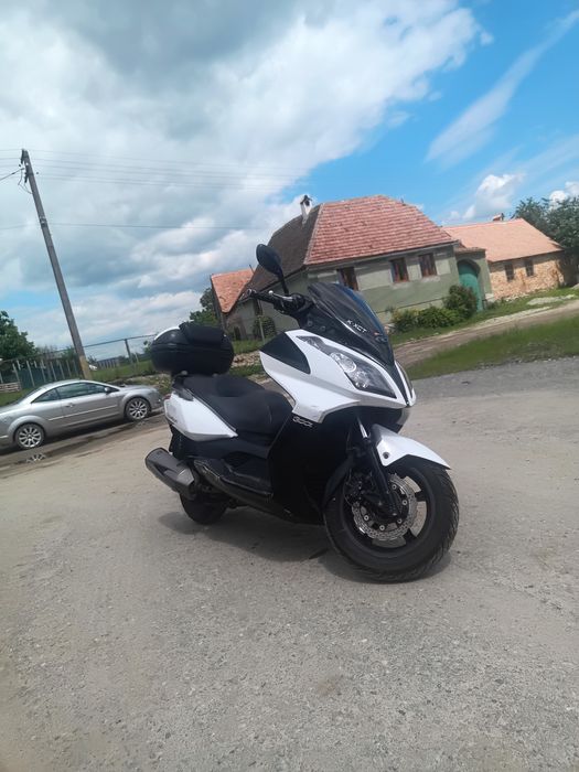 Kymco downtown 300 cc